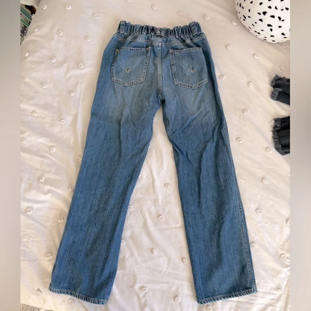 Hudson Remi High-Rise Straight Leg Jeans in Blue 26
